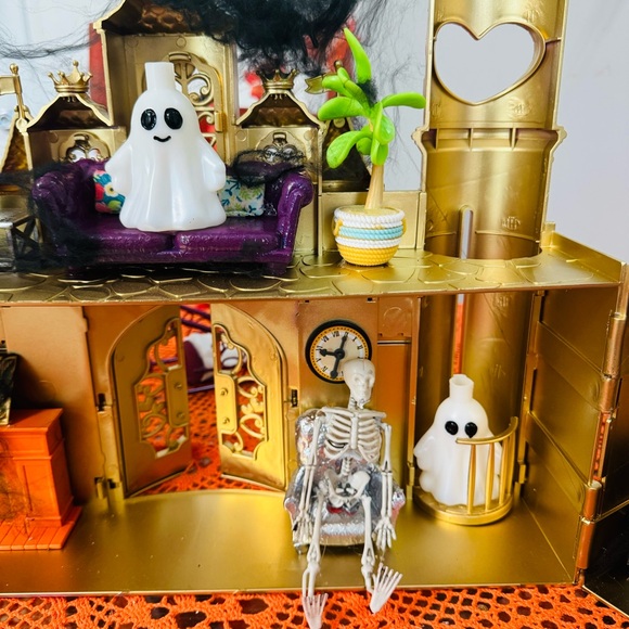 CUSTOM MADE Massive Gold Haunted Dollhouse - Picture 9 of 16